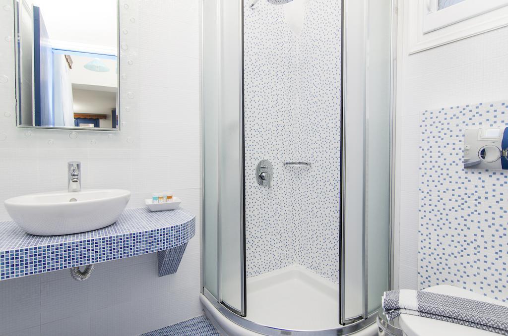 ペリヴォラスWhite & Blueアパートメント 部屋 写真